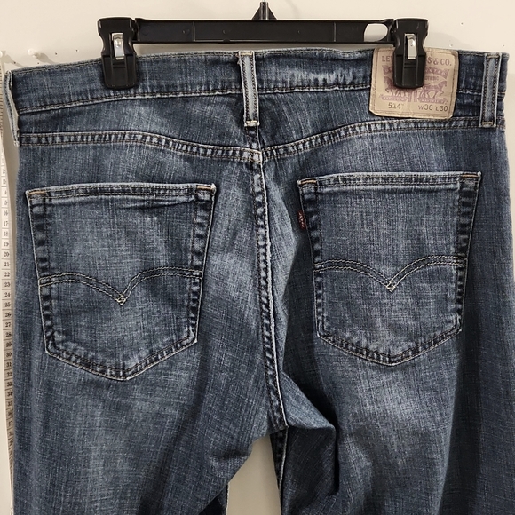Levi~ 514 Straight Fit Size 36W 30L - Picture 4 of 6